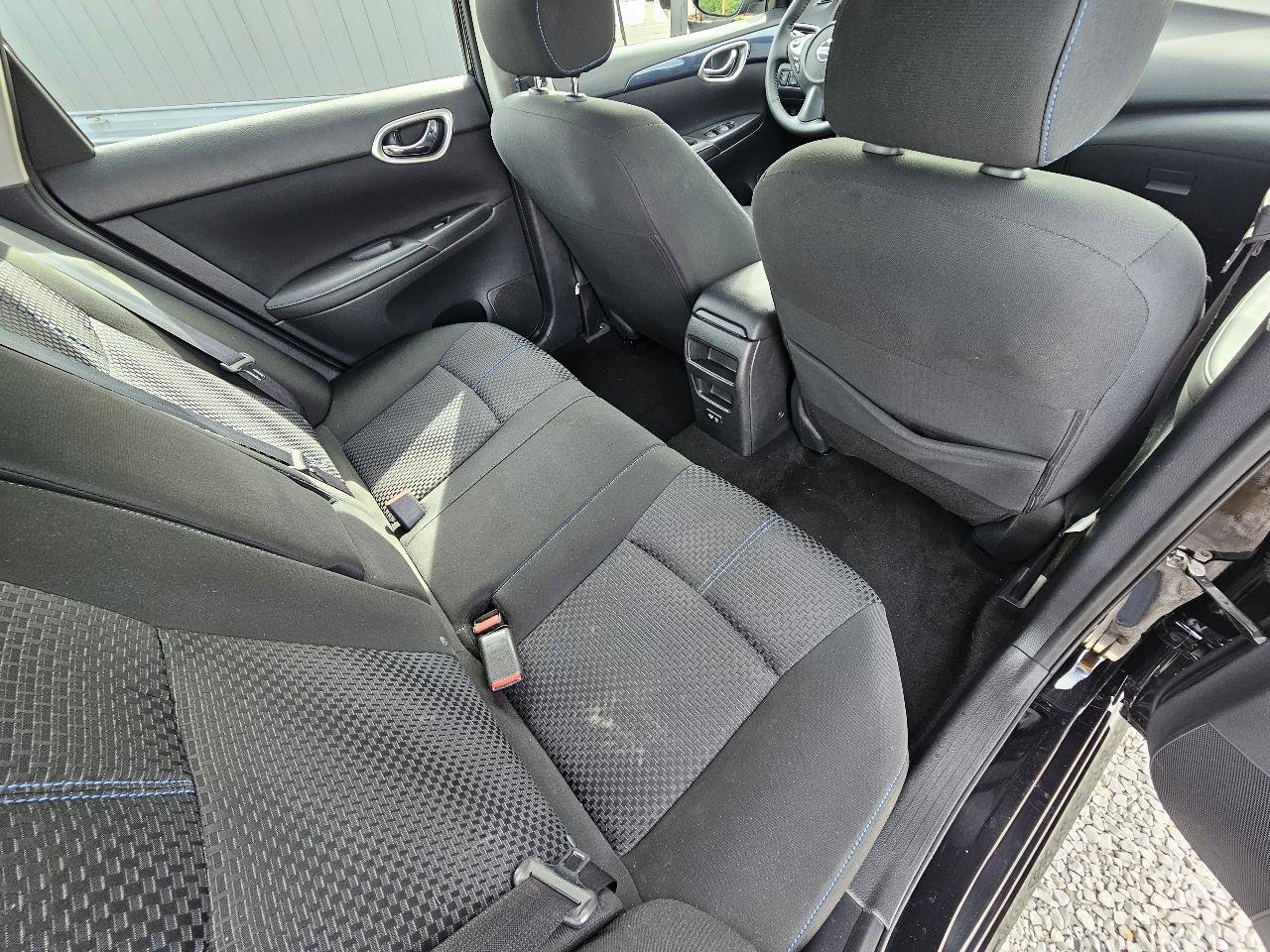Used 2019 Nissan Sentra SR FWD image 31