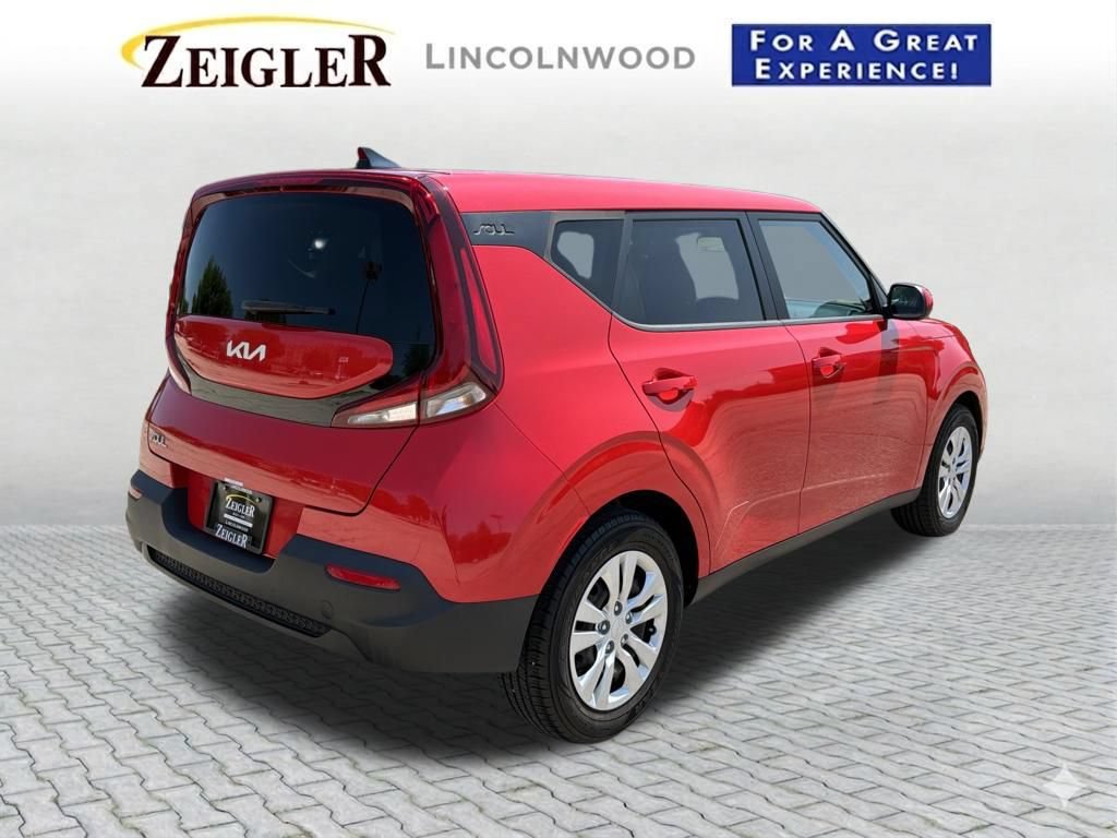 Used 2022 Kia Soul LX FWD image 7