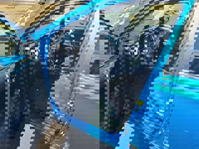 Used 2016 Toyota RAV4 XLE image 3