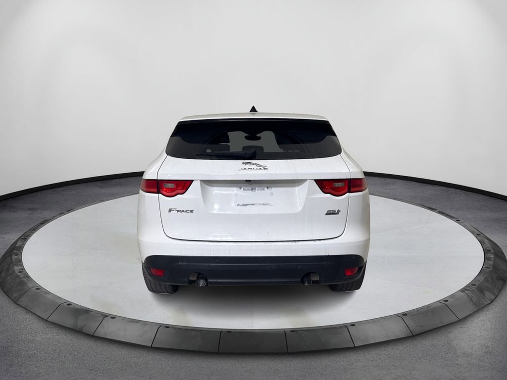 Used 2020 Jaguar F-PACE Premium image 6