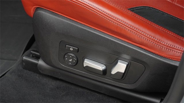 Used 2022 BMW X4 M w/ Competition Package image 20