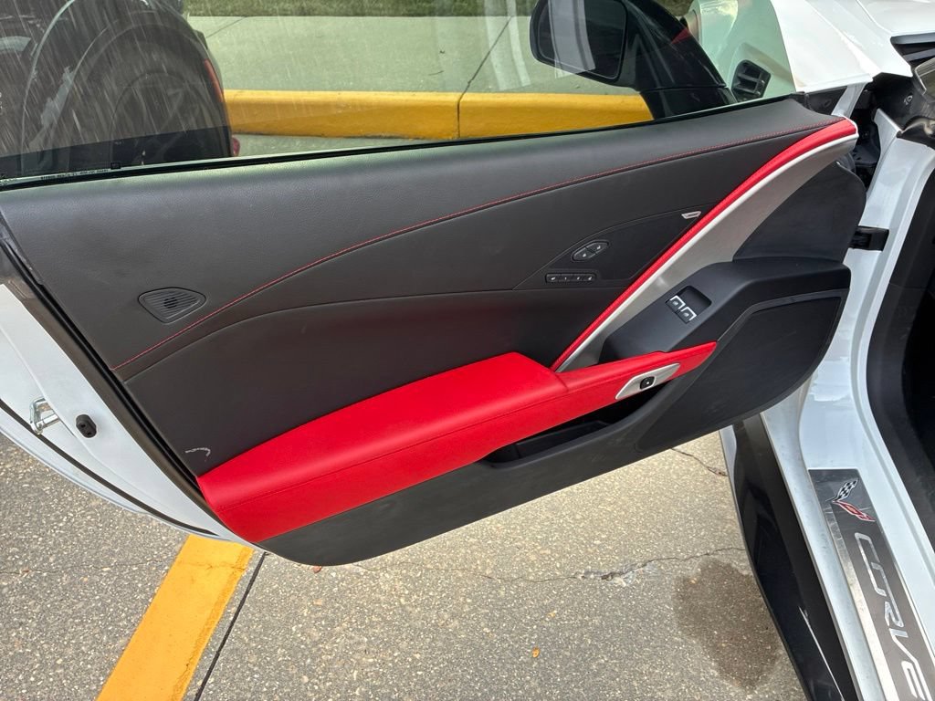 Used 2017 Chevrolet Corvette Z06 RWD image 15