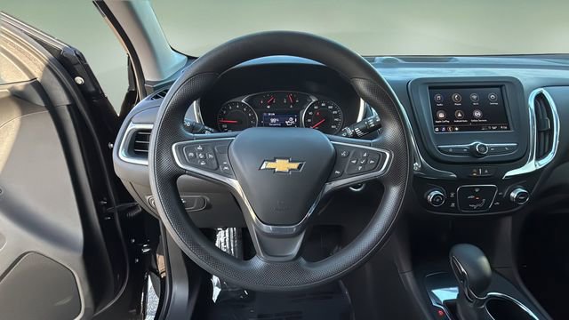 Used 2023 Chevrolet Equinox LT FWD image 11