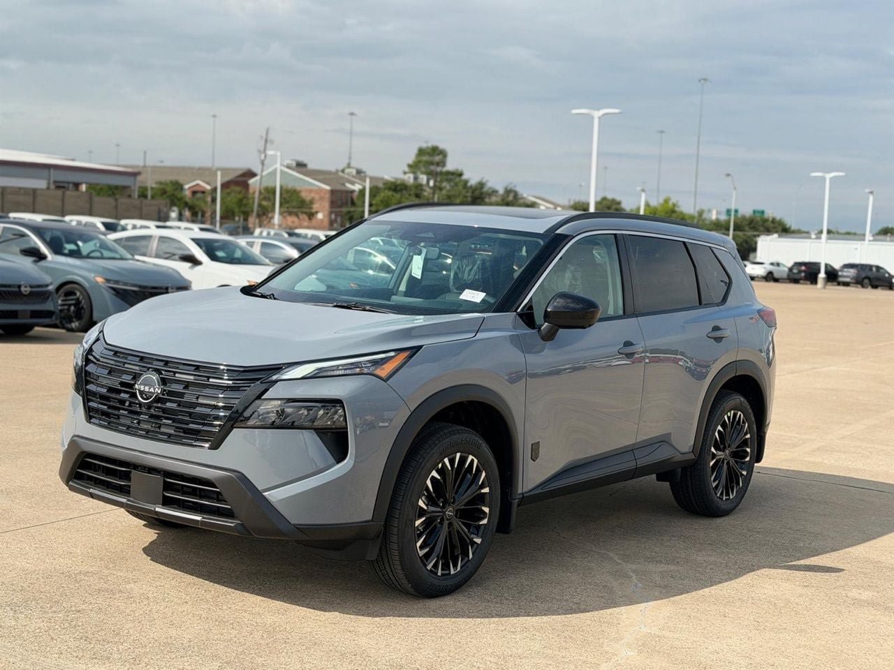 New 2026 Nissan Rogue Dark Armor FWD image 3