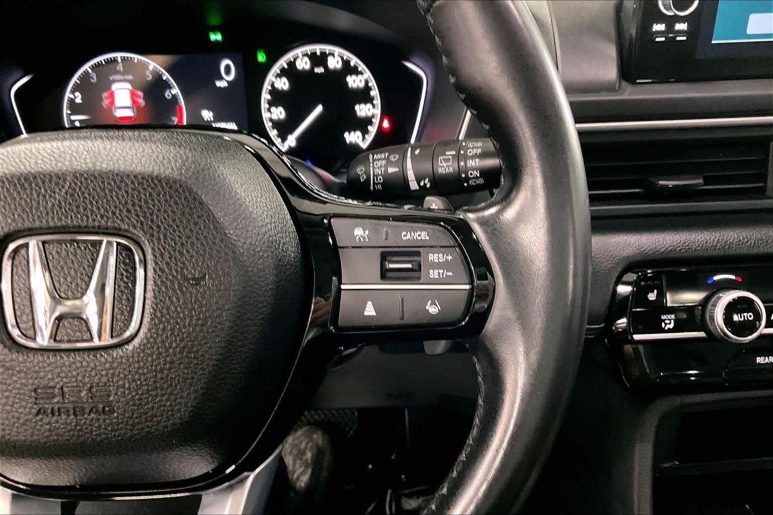 Used 2023 Honda Pilot Touring image 25