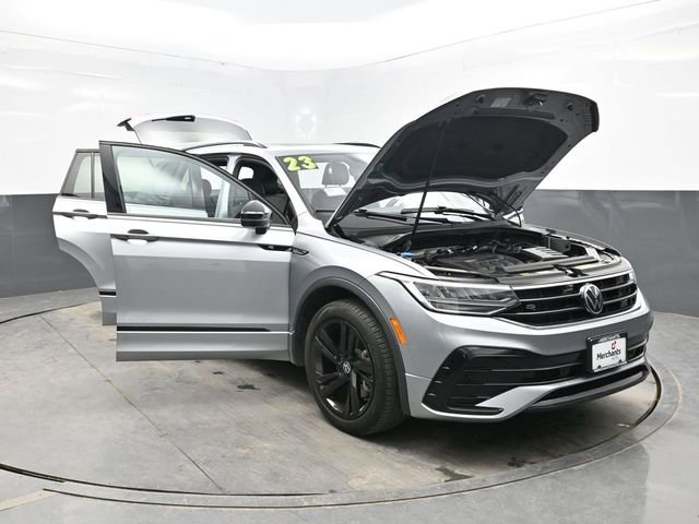 Used 2023 Volkswagen Tiguan SE R-Line AWD/4WD image 50