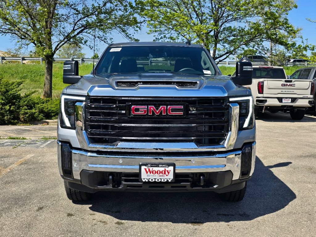 New 2026 GMC Sierra 2500 Pro w/ 1SA Pro Safety Plus Package AWD/4WD image 4