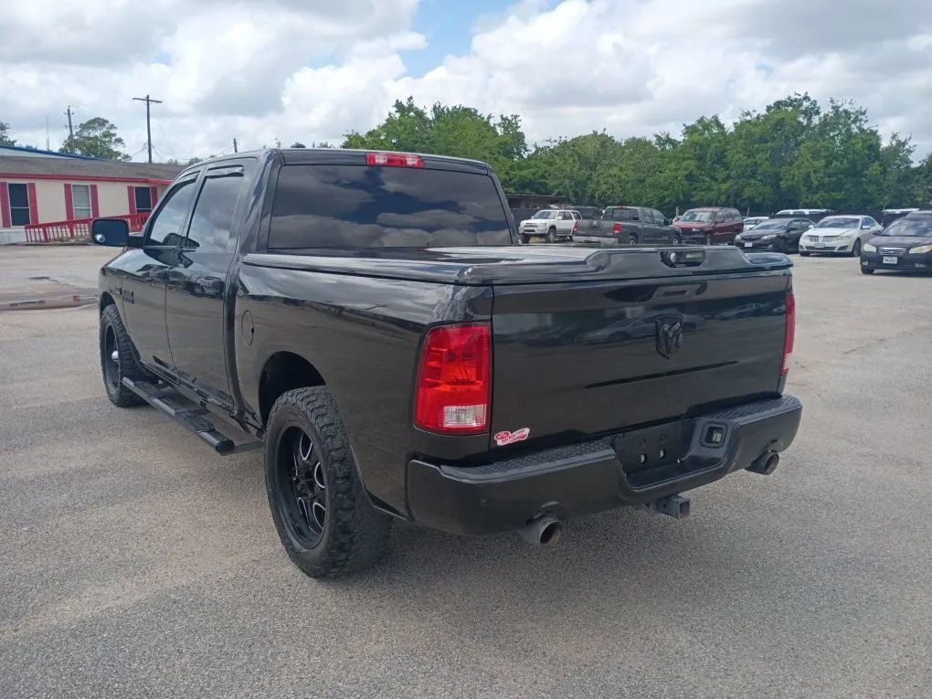 Used 2016 RAM 1500 Express w/ Black Ram 1500 Express Group RWD image 3