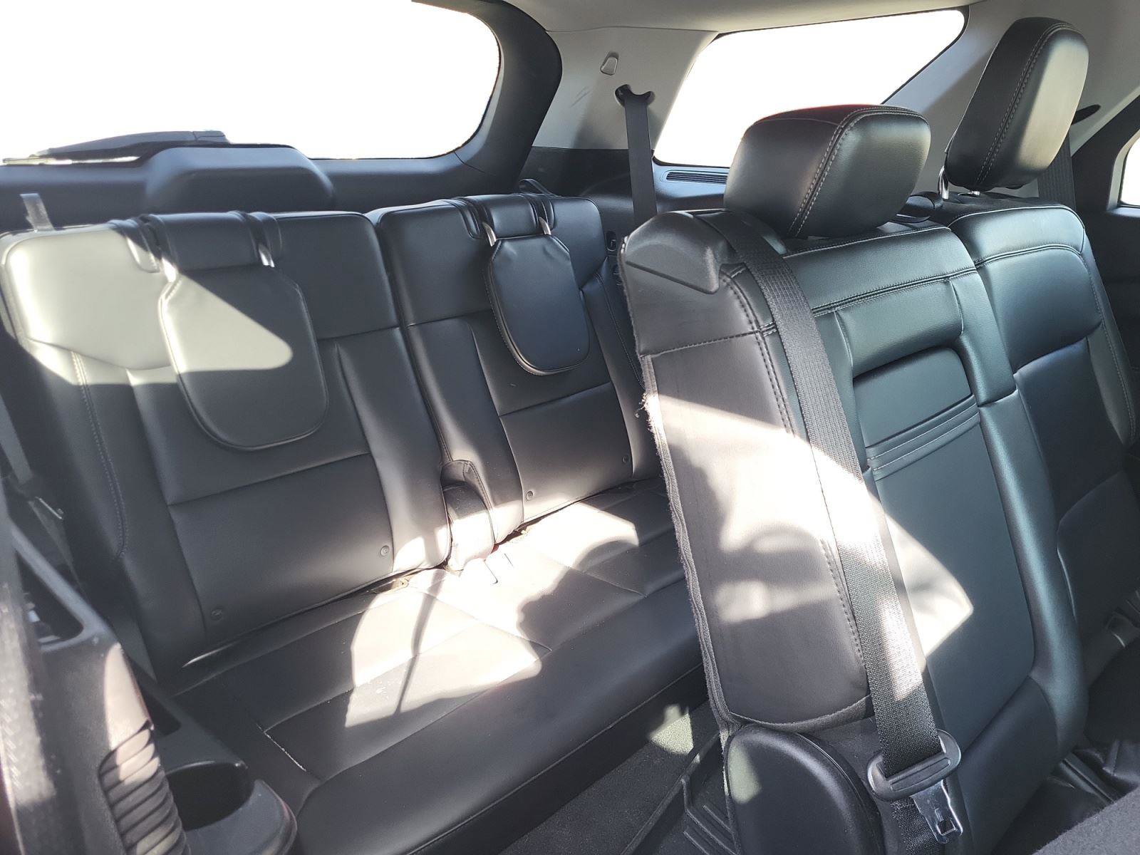 Used 2021 Ford Explorer XLT w/ Equipment Group 202A image 26