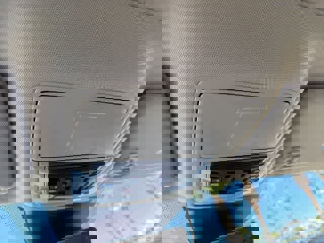 Used 2025 Acura MDX SH-AWD image 32