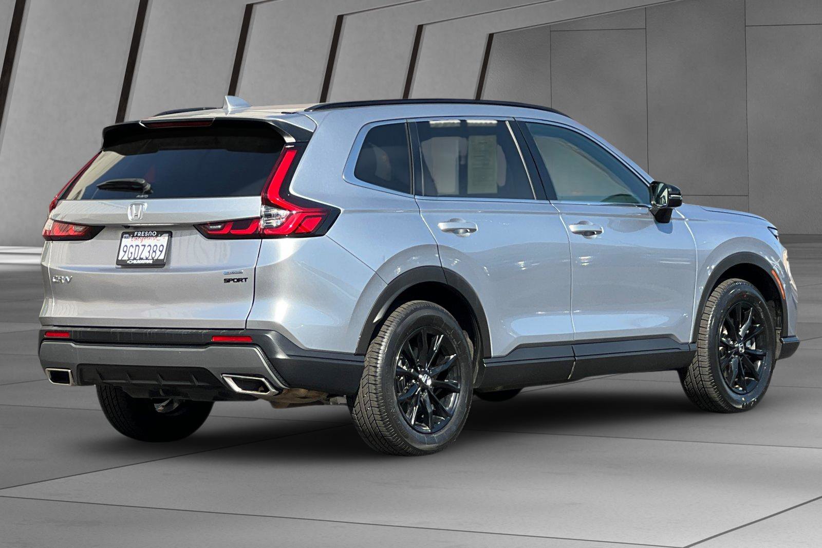 Used 2023 Honda CR-V Sport image 4