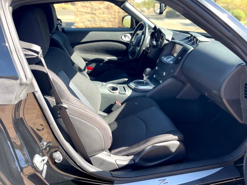 Used 2016 Nissan 370Z Coupe image 17