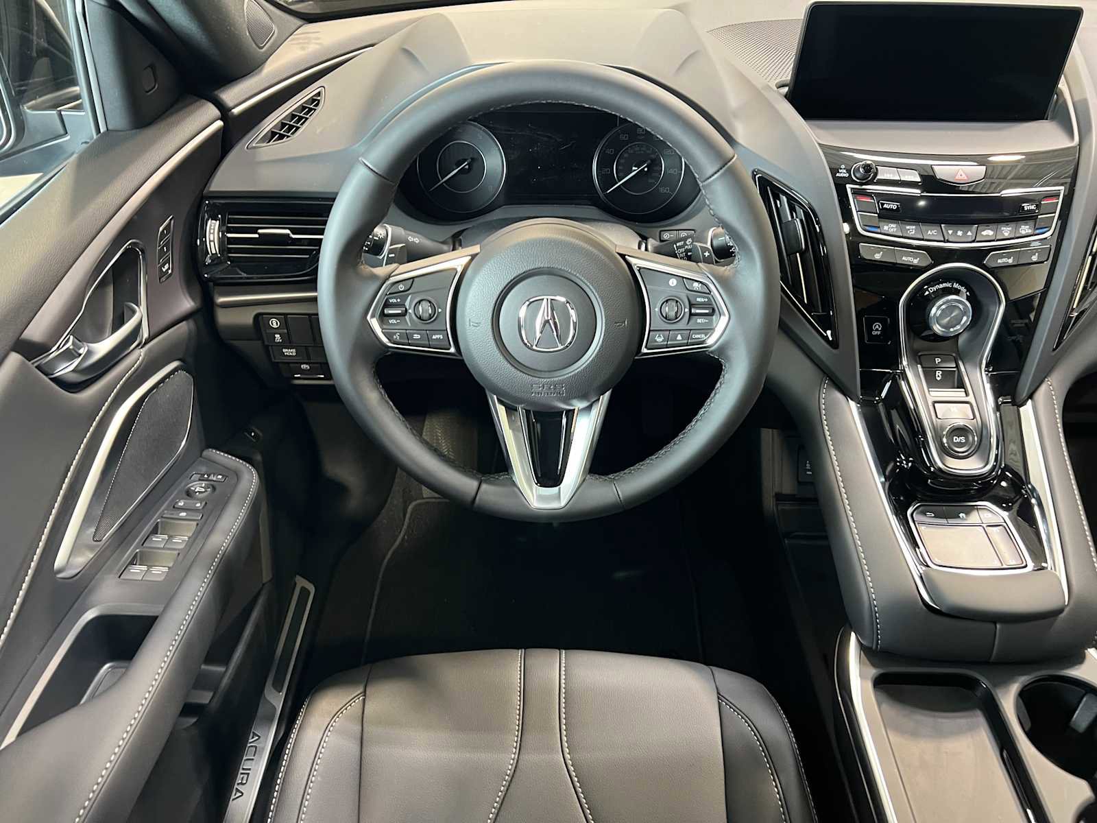 New 2026 Acura RDX SH-AWD image 18