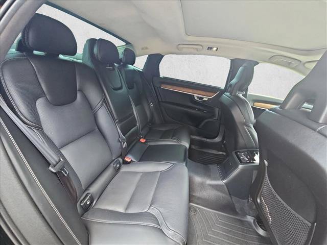 Used 2018 Volvo S90 T8 Inscription w/ Luxury Package AWD/4WD image 17