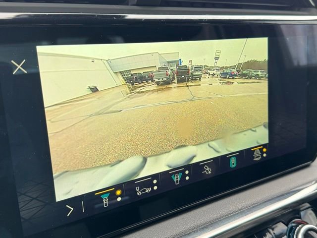 Used 2023 GMC Sierra 1500 AT4 w/ Technology Package image 4