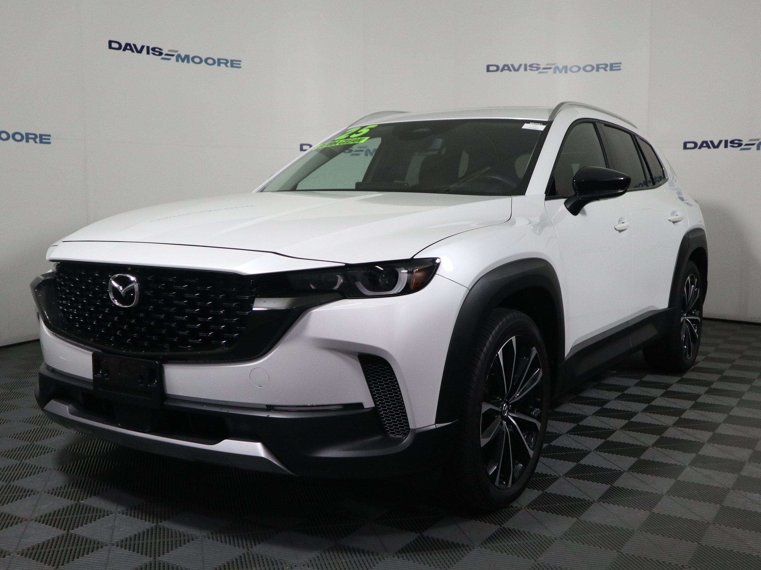 Certified 2025 MAZDA CX-50 AWD 2.5 Turbo w/ Premium Pkg image 11