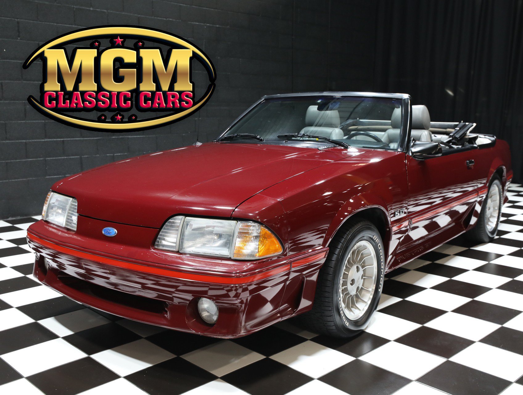 Used 1987 Ford Mustang GT RWD image 1