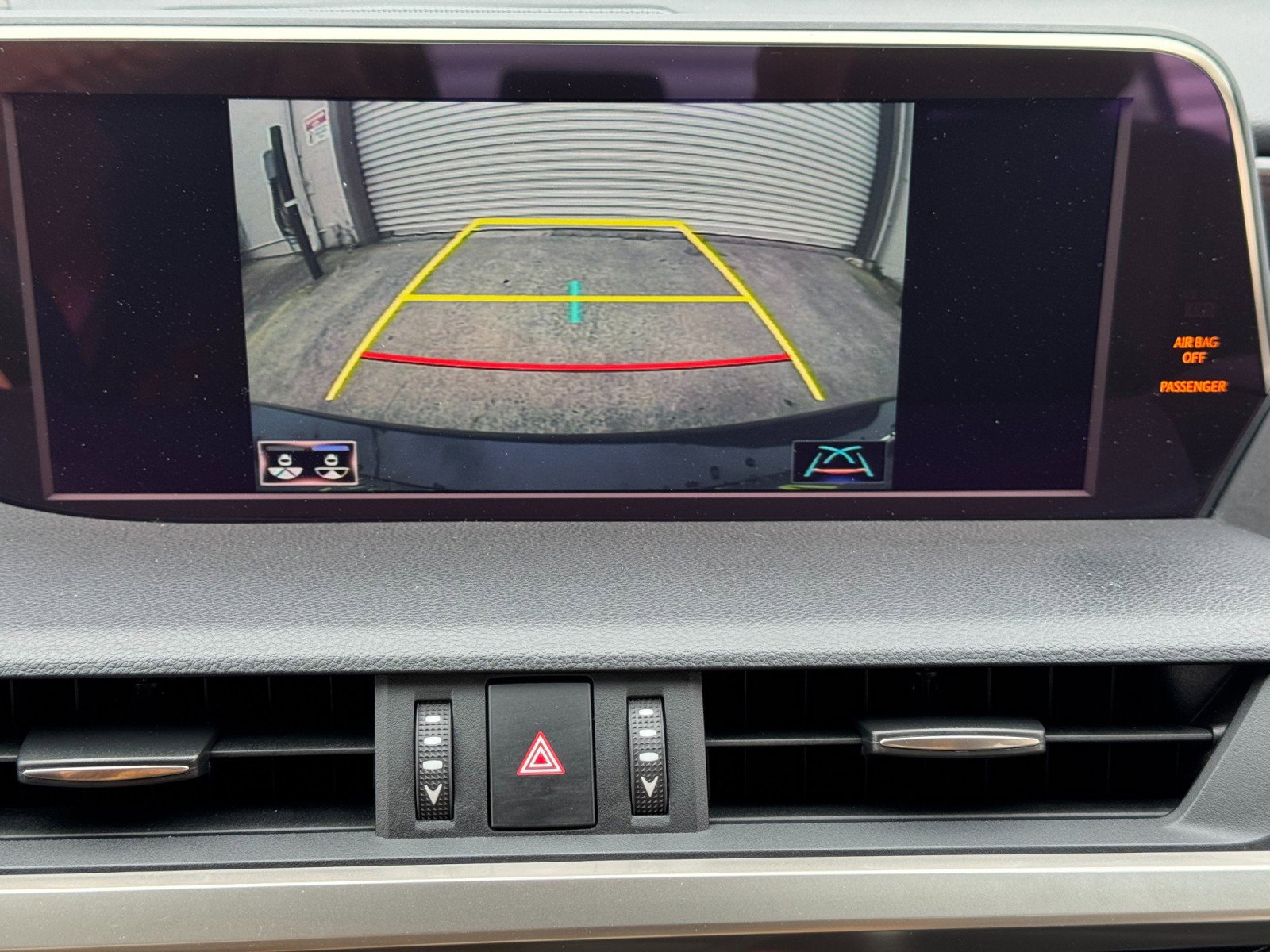 Used 2021 Lexus ES 300h w/ Premium Package FWD image 29