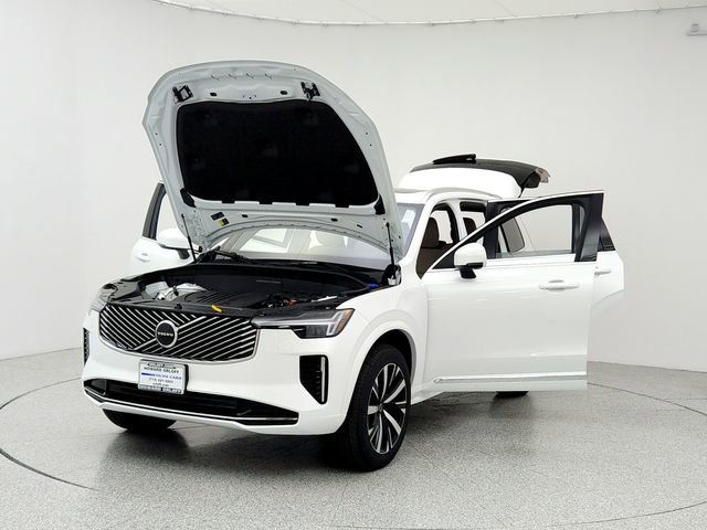 New 2026 Volvo XC90 B5 Core image 9