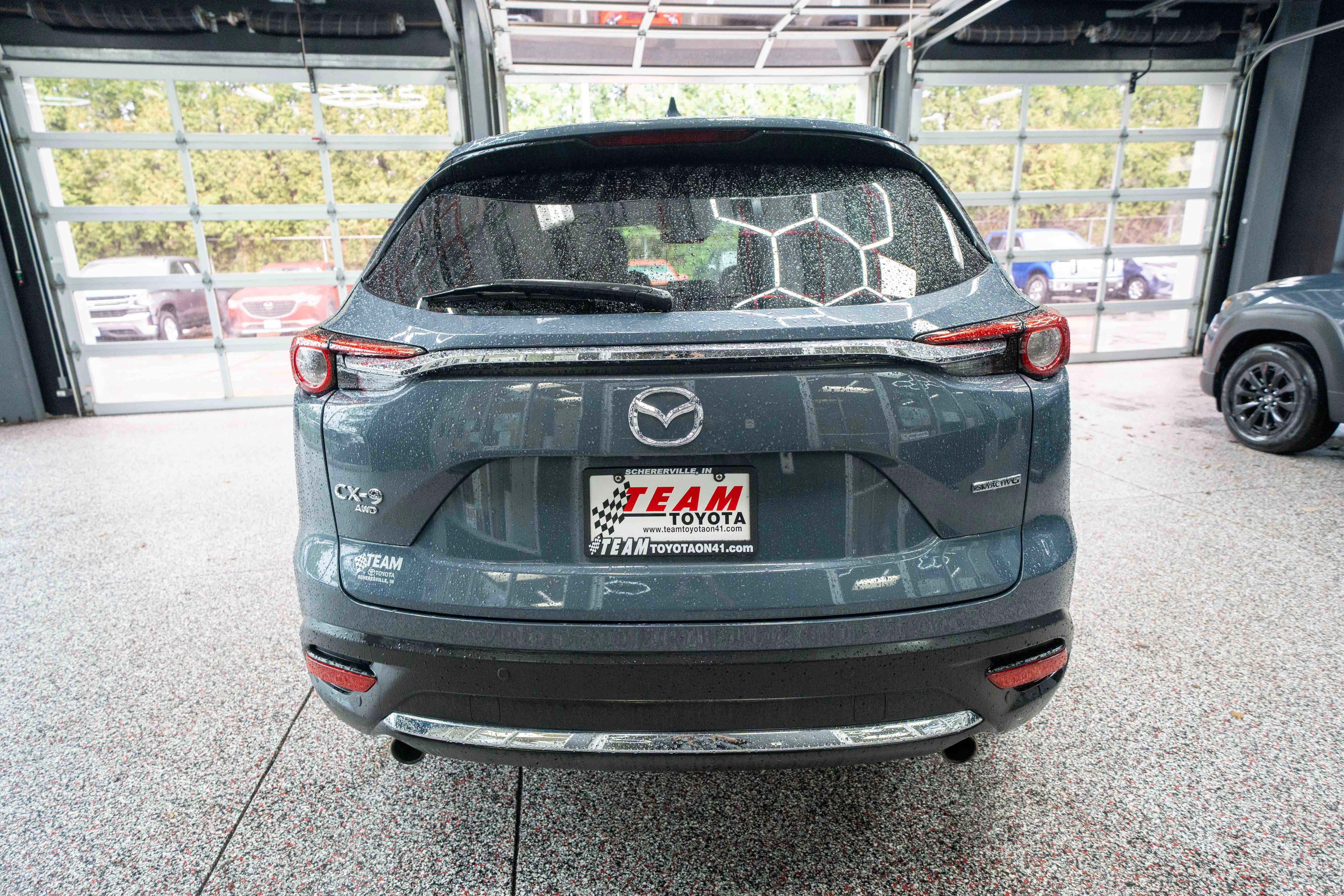 Used 2023 MAZDA CX-9 Carbon Edition image 3