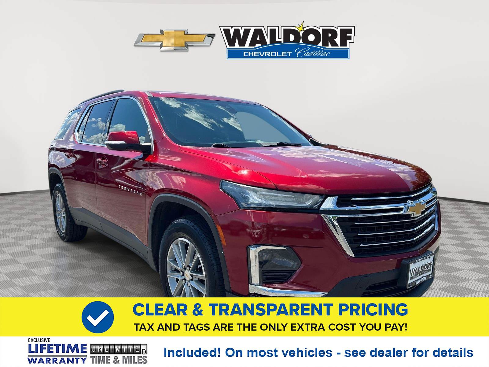 Used 2023 Chevrolet Traverse LT