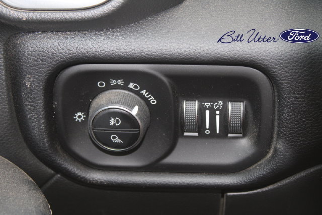 Used 2025 RAM 2500 Laramie w/ Night Edition AWD/4WD image 19