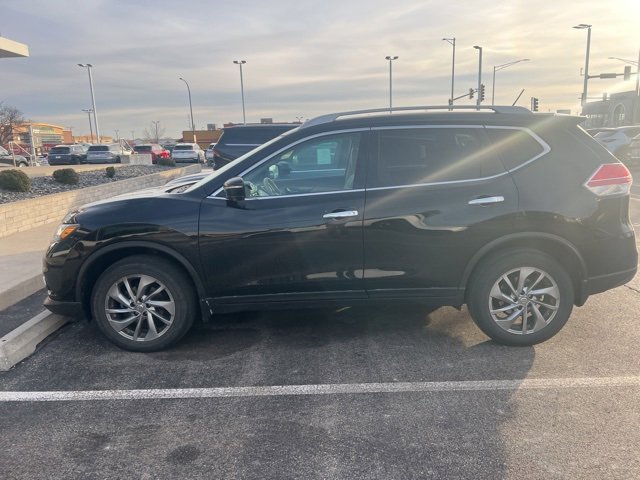 Used 2015 Nissan Rogue SL w/ SL Premium Package