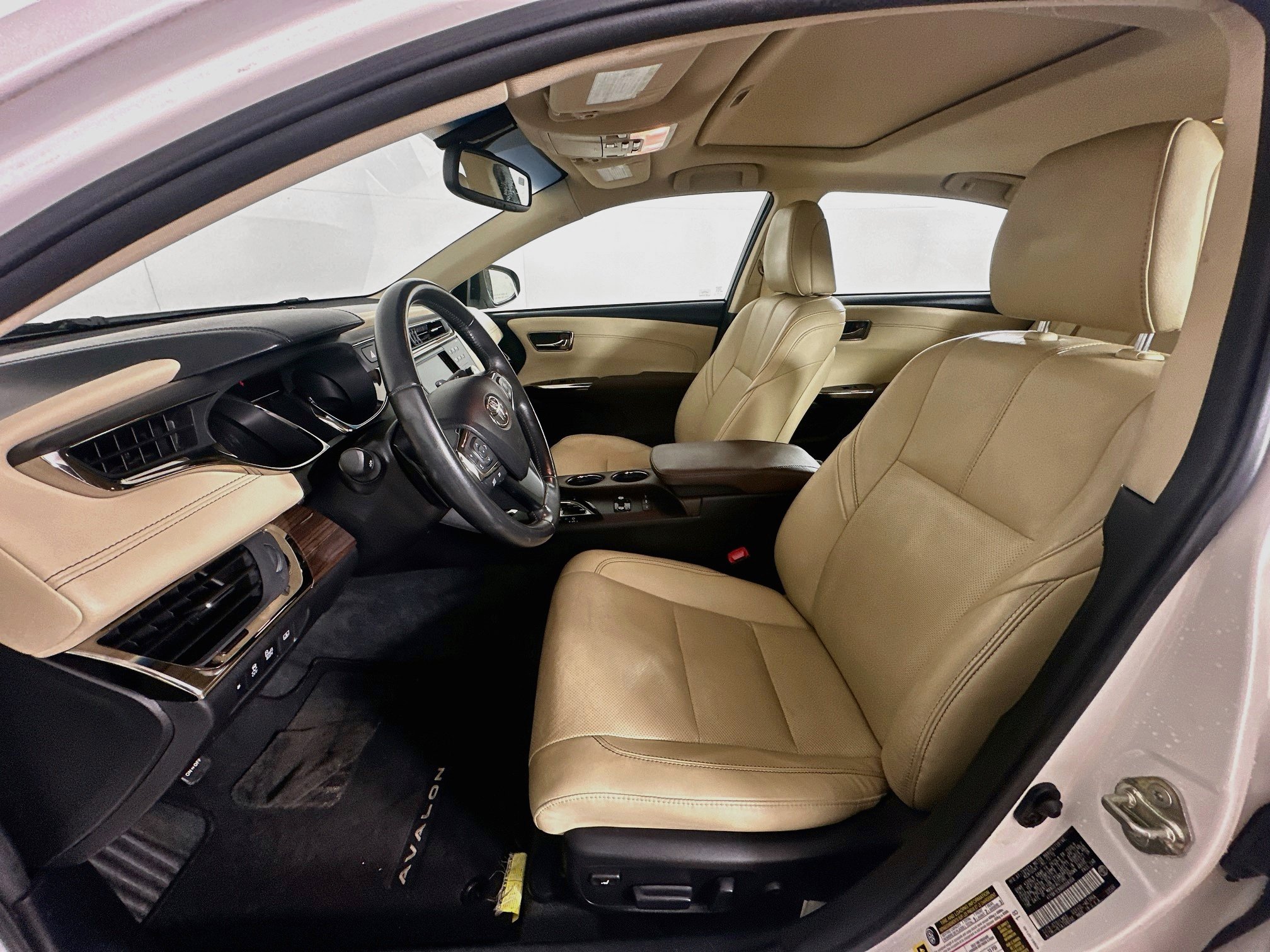 Used 2013 Toyota Avalon Limited FWD image 13