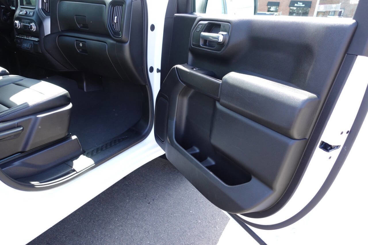 Used 2024 GMC Sierra 1500 Pro w/ Graphite Edition AWD/4WD image 31