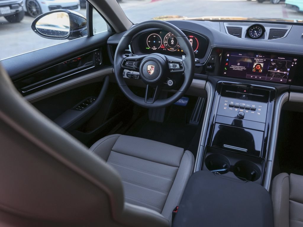 New 2026 Porsche Panamera 4 AWD/4WD image 32