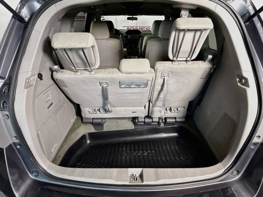 Used 2017 Honda Odyssey SE image 28