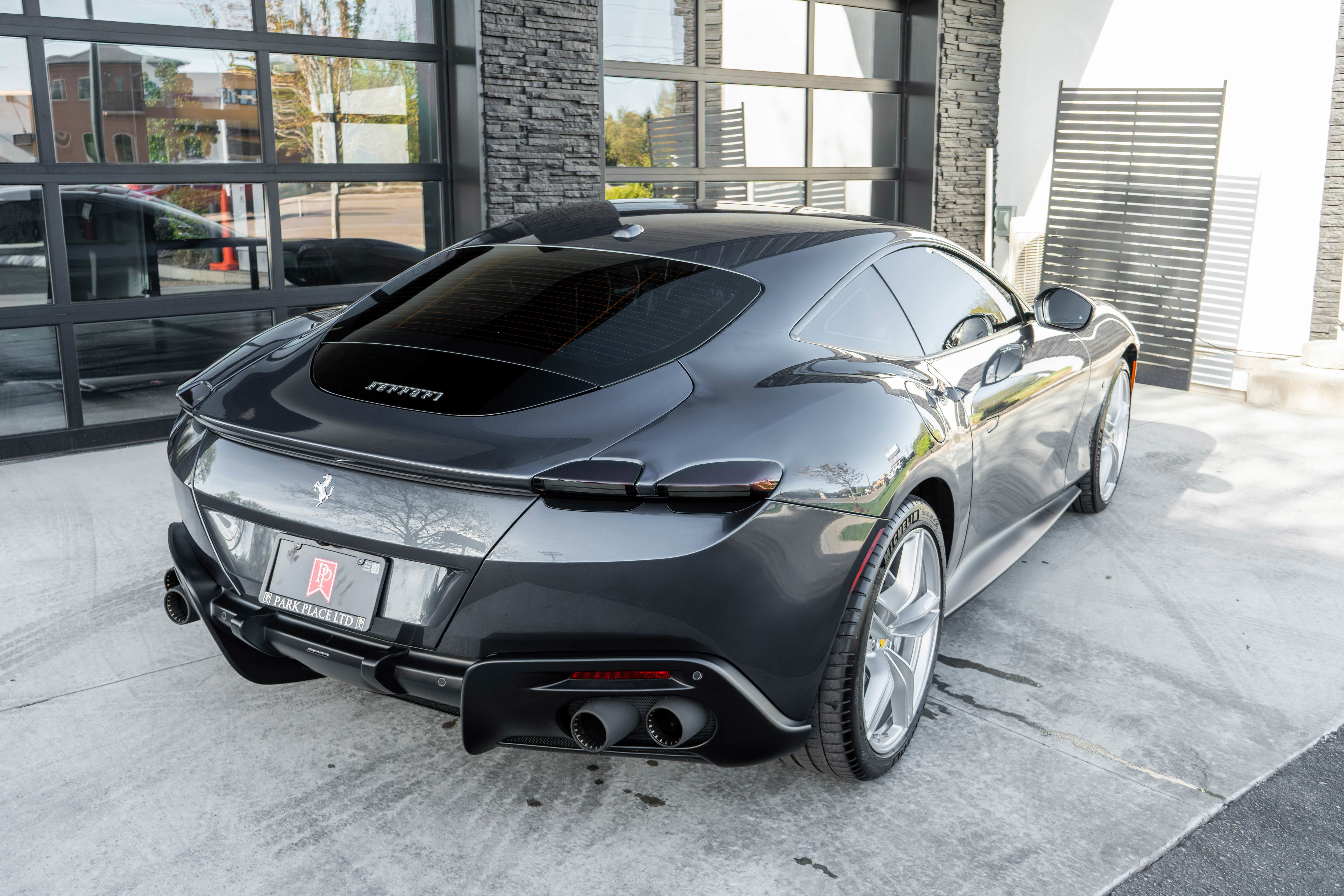 Used 2021 Ferrari Roma image 12