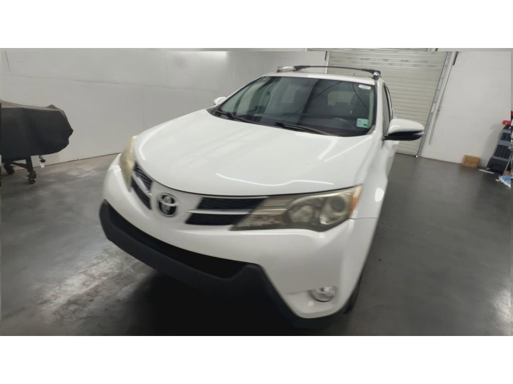 Used 2013 Toyota RAV4 XLE FWD image 4