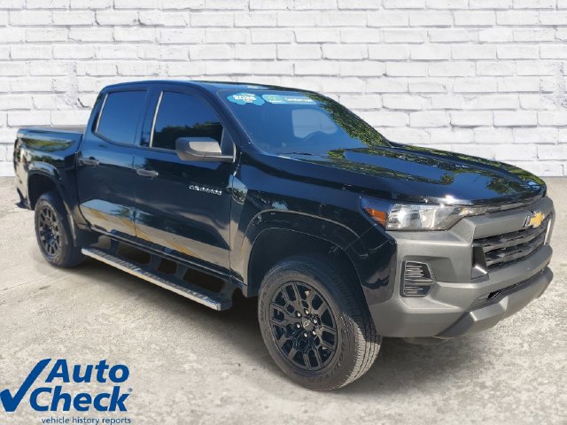 Used 2026 Chevrolet Colorado W/T RWD image 5