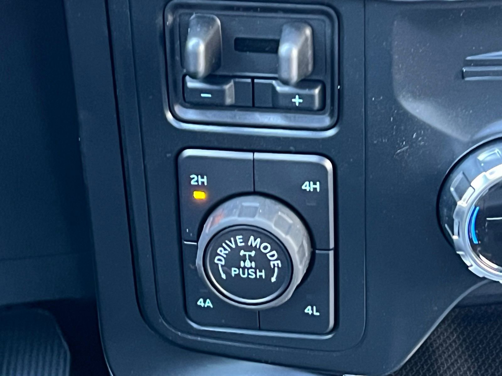 Used 2024 Ford F150 Raptor image 24