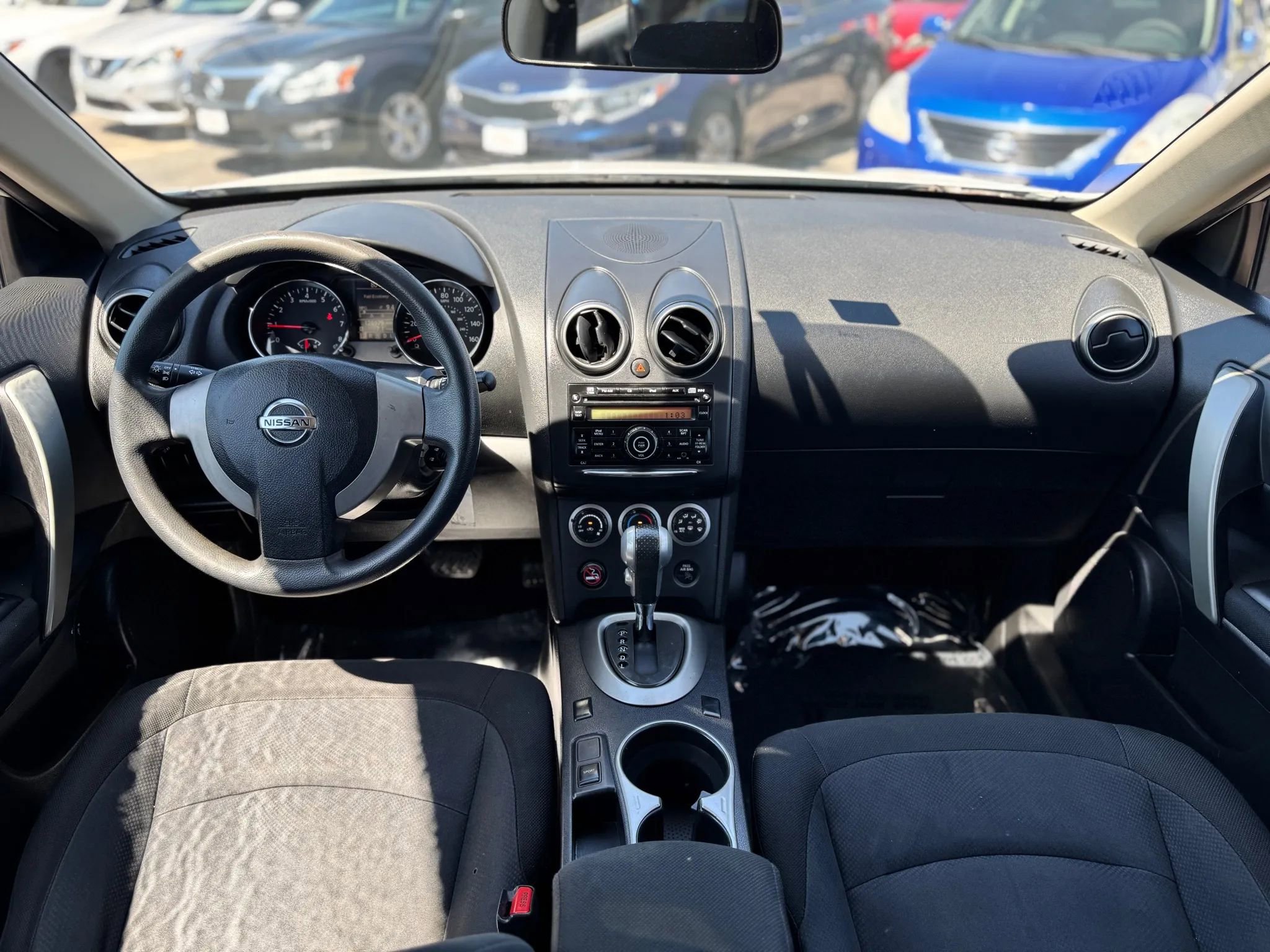 Used 2015 Nissan Rogue S image 15