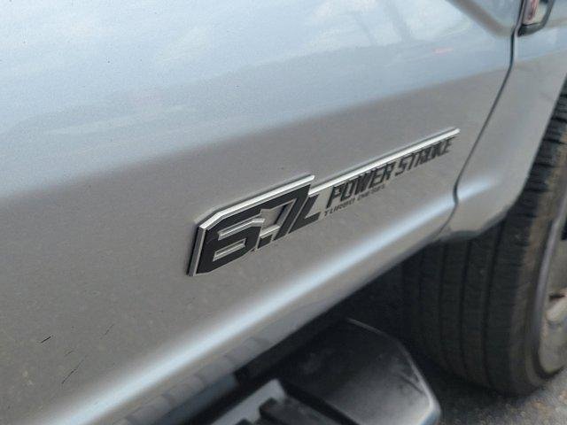 Used 2024 Ford F350 XLT image 7