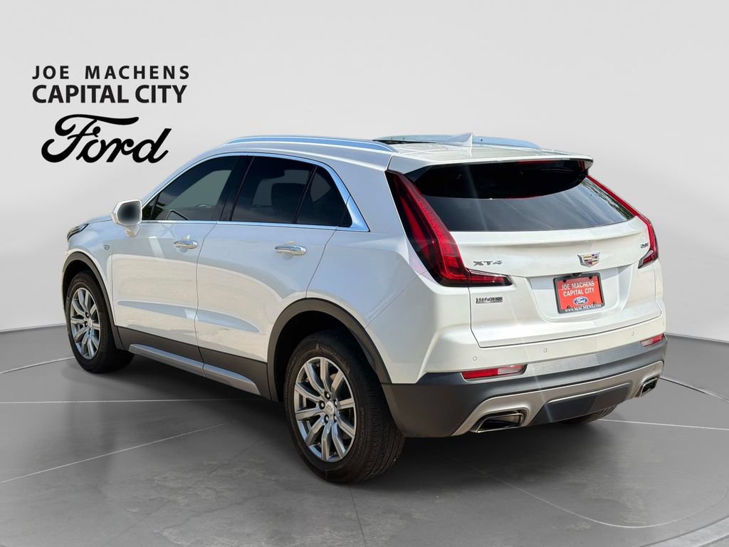 Used 2019 Cadillac XT4 Premium Luxury w/ Cold Weather Package FWD image 7