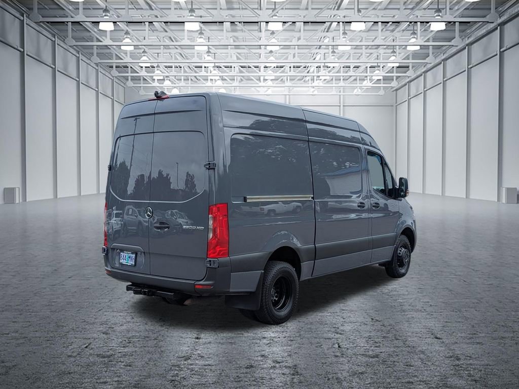 Used 2020 Mercedes-Benz Sprinter 3500 image 5