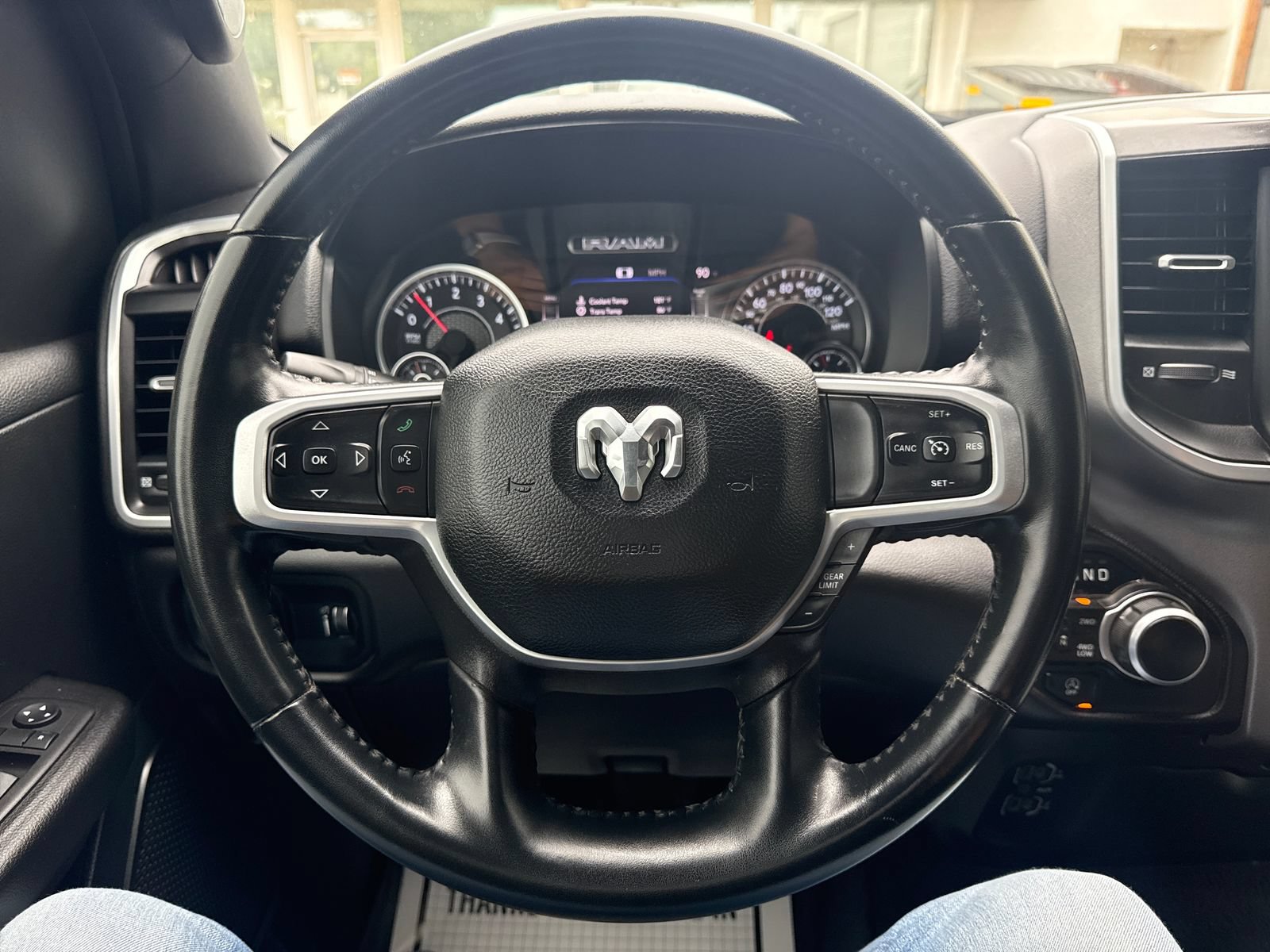 Used 2023 RAM 1500 Big Horn AWD/4WD image 14
