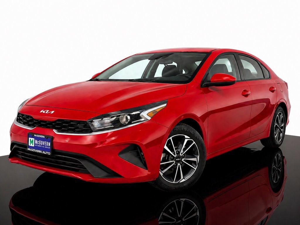 Used 2022 Kia Forte LXS FWD image 1