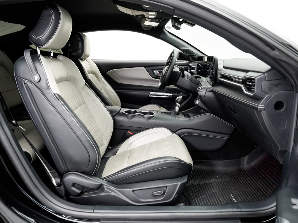 Used 2024 Ford Mustang Premium RWD image 20