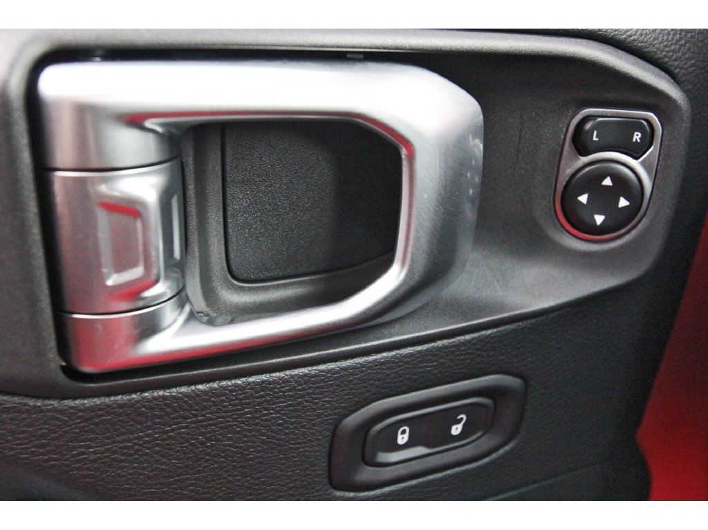 Used 2019 Jeep Wrangler Unlimited Rubicon AWD/4WD image 22