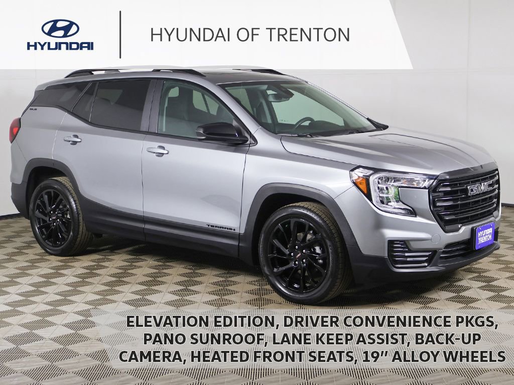 Used 2023 GMC Terrain SLE w/ Driver Convenience Package