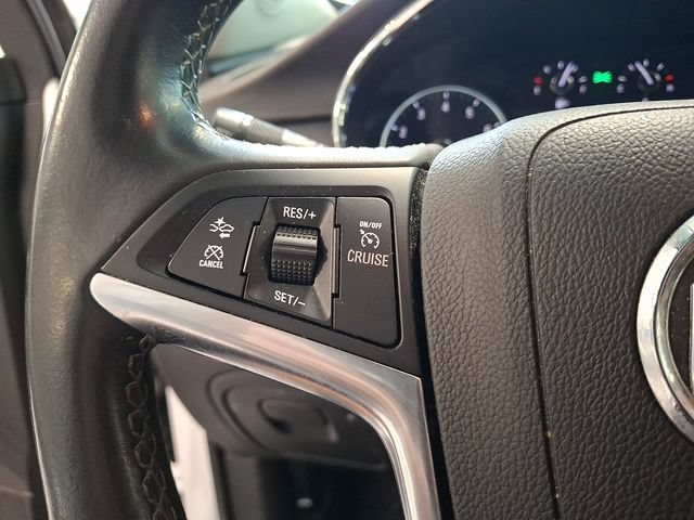 Used 2021 Buick Encore Preferred w/ Safety Package II AWD/4WD image 21