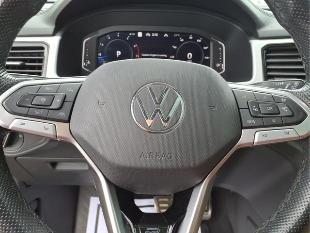 Used 2022 Volkswagen Atlas SEL R-Line image 11