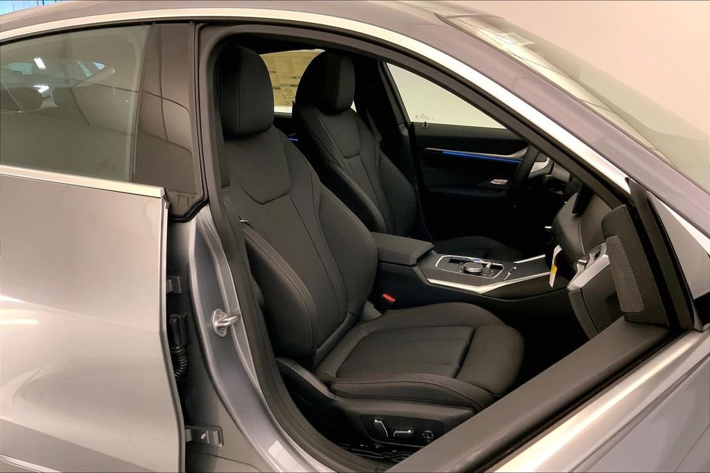 New 2026 BMW i4 xDrive40i w/ Premium Package AWD/4WD image 7