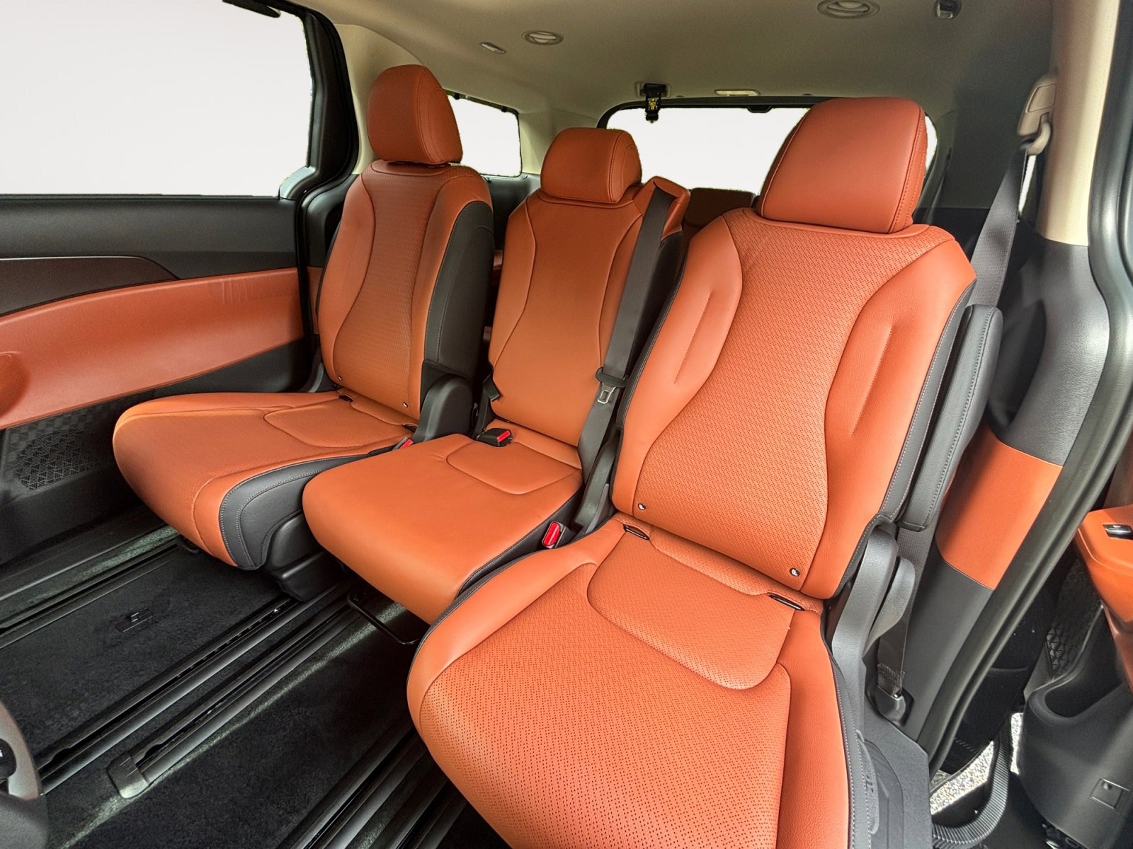New 2026 Kia Carnival SX Prestige image 13