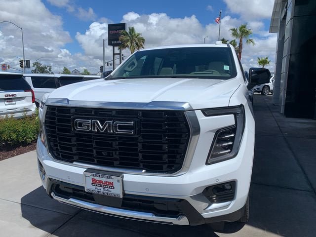 New 2026 GMC Yukon Denali AWD/4WD image 3