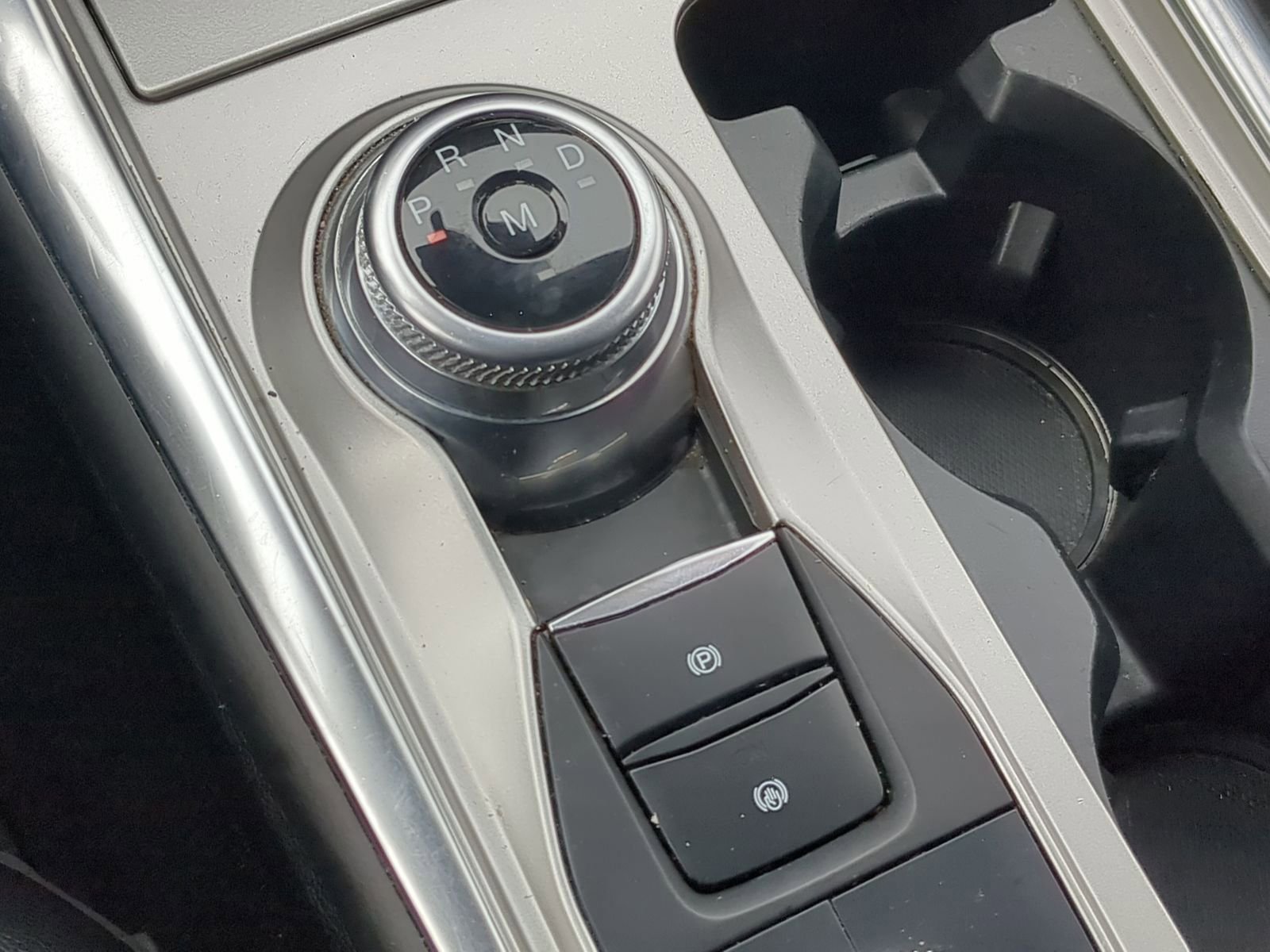 Used 2020 Ford Explorer Limited image 36